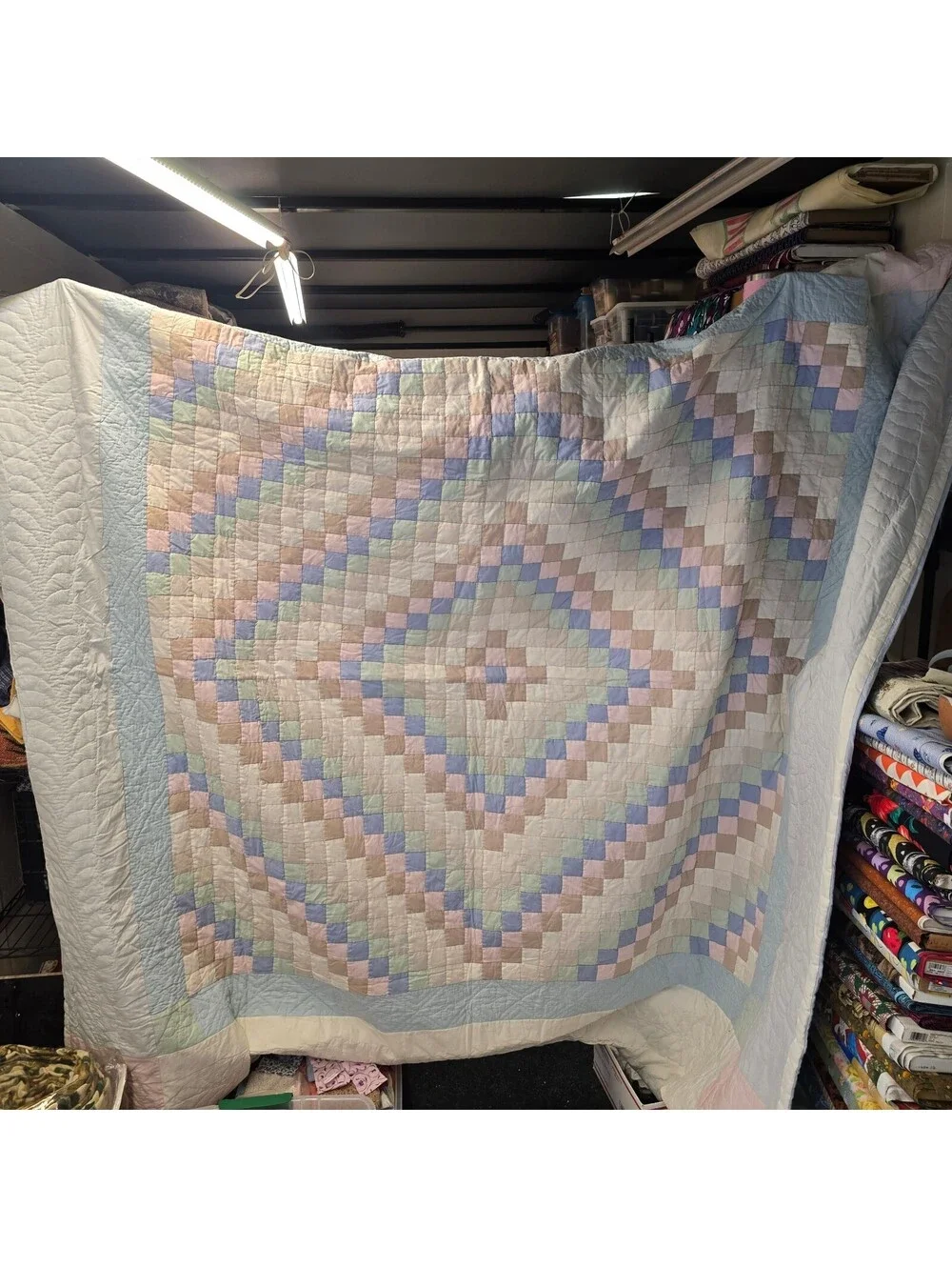 Q31 Vintage Handstitched Trip Around the World Geometric Pattern 84 x 86 Approx